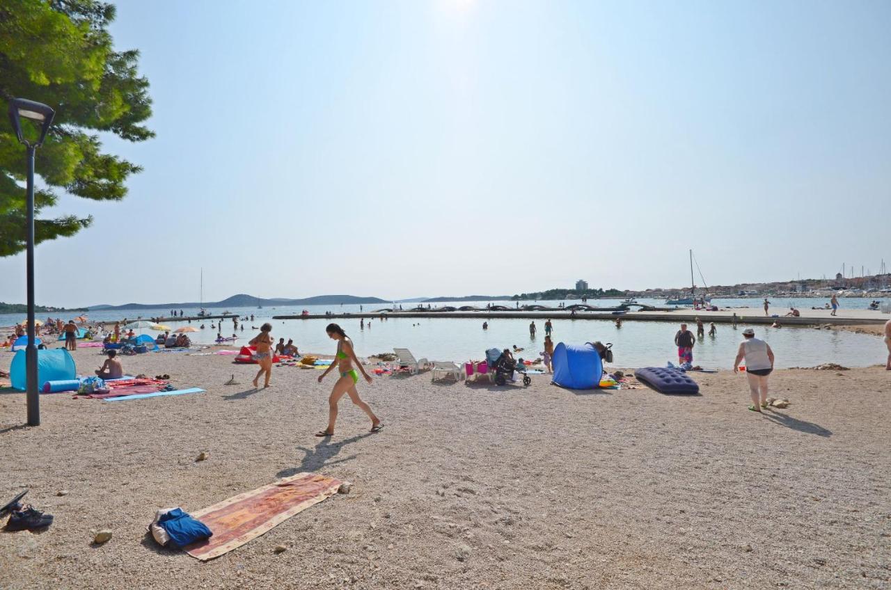 Apartment And Rooms Ema Vodice Bagian luar foto